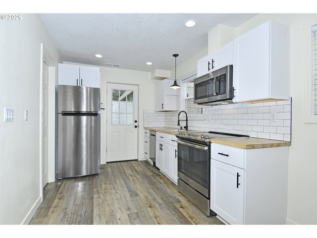3405 E 21ST St, Vancouver, WA 98661