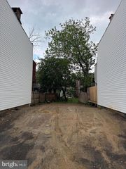 1606 ZARKER STREET, Harrisburg, PA 17104