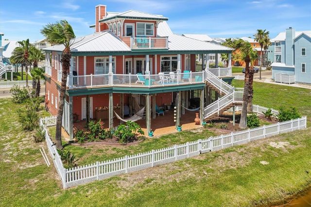 220 Keewaydin, Port Aransas, TX 78373