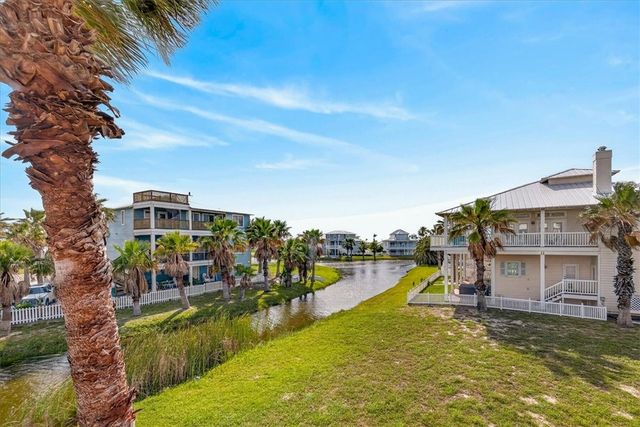 220 Keewaydin, Port Aransas, TX 78373