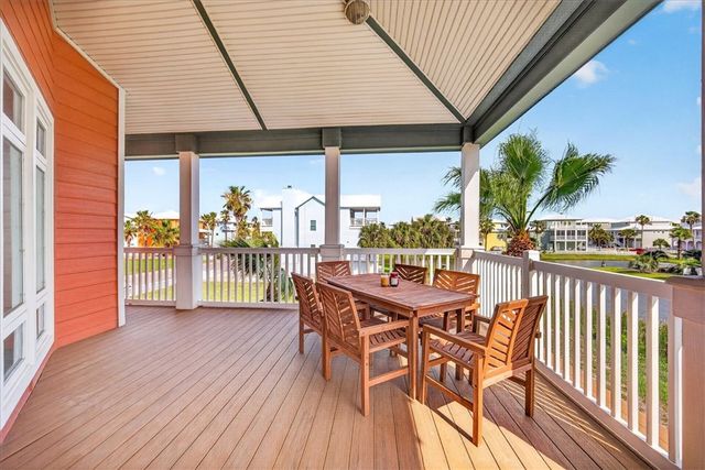 220 Keewaydin, Port Aransas, TX 78373