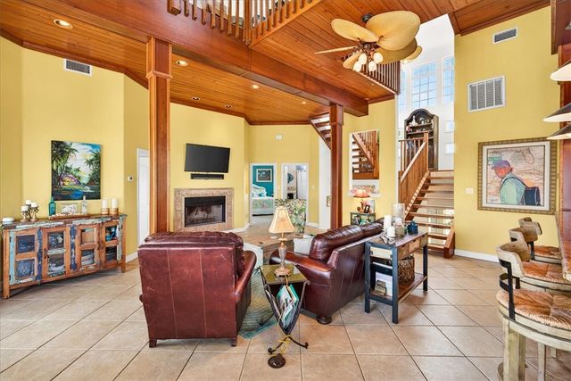 220 Keewaydin, Port Aransas, TX 78373