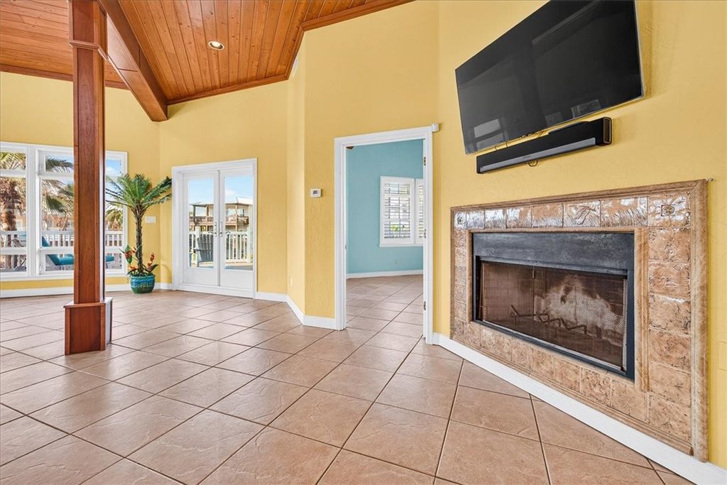 220 Keewaydin, Port Aransas, TX 78373 — photo 4