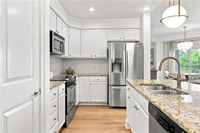 200 River Vista Drive 424, Atlanta, GA 30339