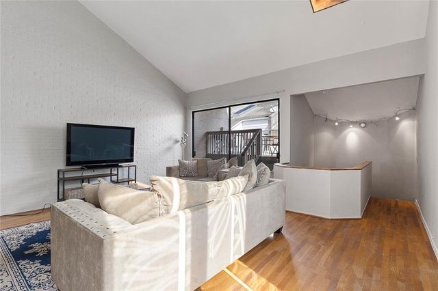 3022 Baldwin Street, Houston, TX 77006