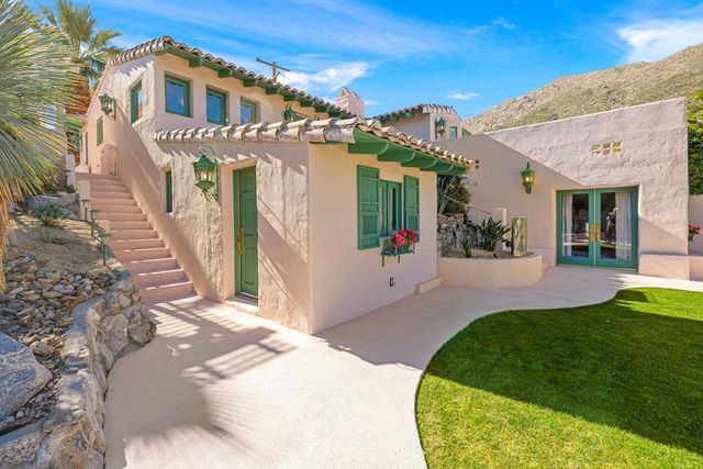 231 W El Camino Way, Palm Springs, CA 92264