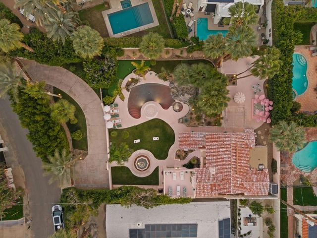 231 W El Camino Way, Palm Springs, CA 92264