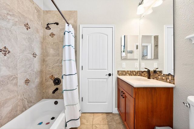 27324 GRAND OAK LANE, Tavares, FL 32778