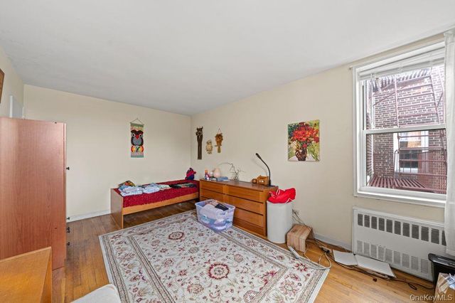 31-85 Crescent Street 608, Astoria, NY 11106