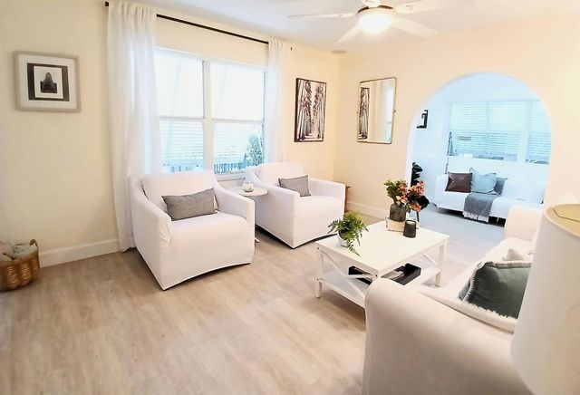 205 18th Avenue N, Lake Worth Beach, FL 33460