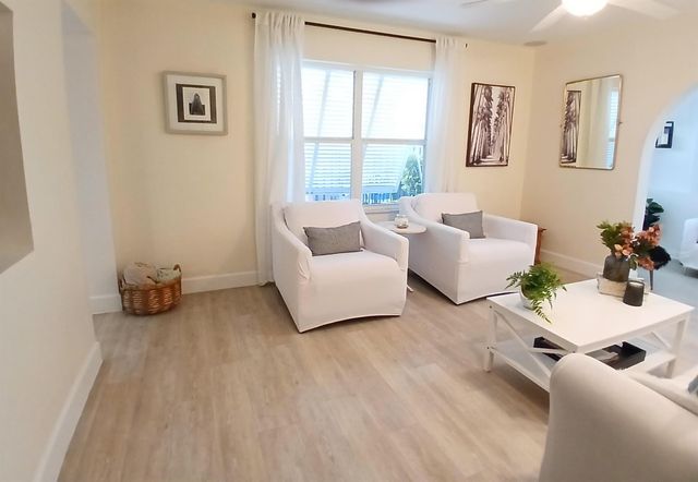 205 18th Avenue N, Lake Worth Beach, FL 33460