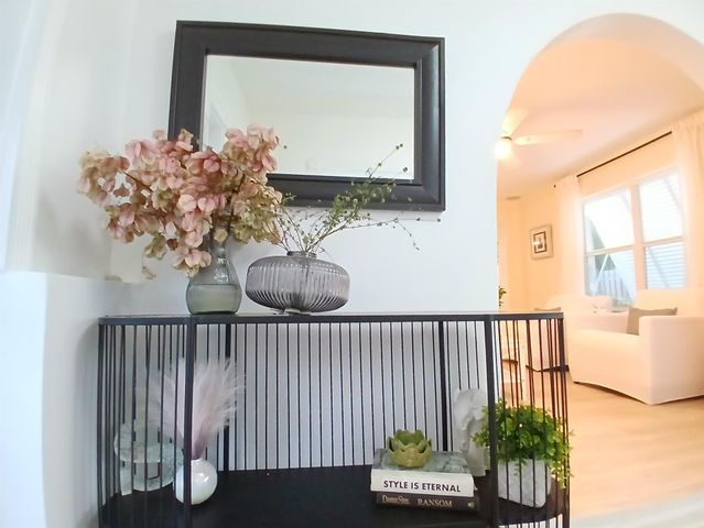 205 18th Avenue N, Lake Worth Beach, FL 33460