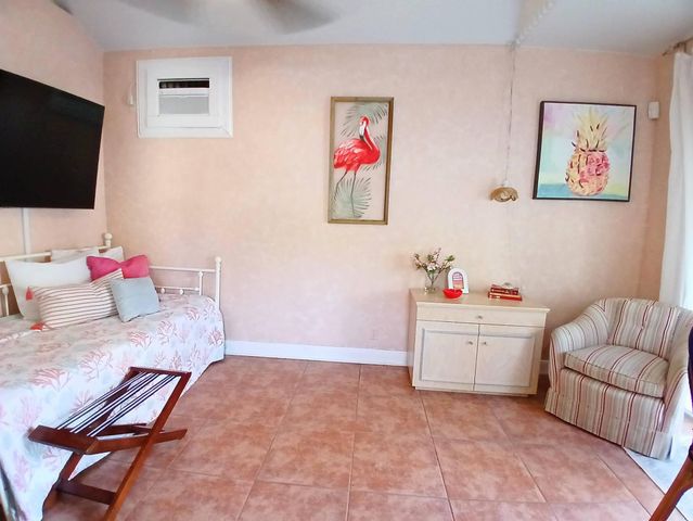 205 18th Avenue N, Lake Worth Beach, FL 33460