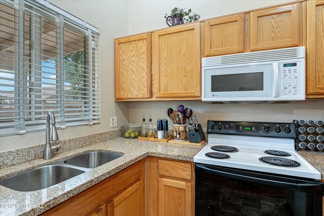 2529 W Cezanne Circle, Tucson, AZ 85741