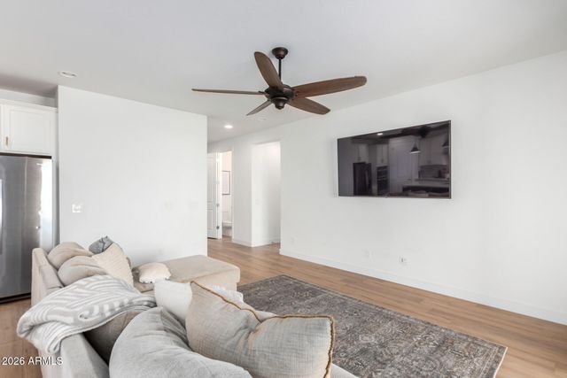 638 W LOWELL Drive, San Tan Valley, AZ 85140