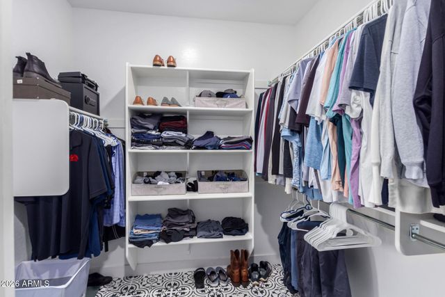 638 W LOWELL Drive, San Tan Valley, AZ 85140