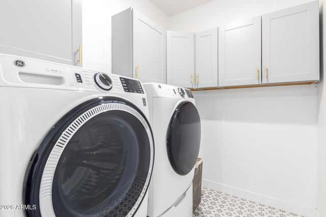 638 W LOWELL Drive, San Tan Valley, AZ 85140