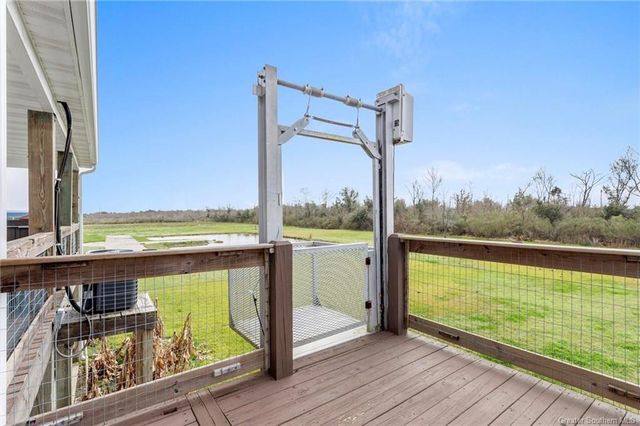 331 Hebert Camp Road, Lake Charles, LA 70607