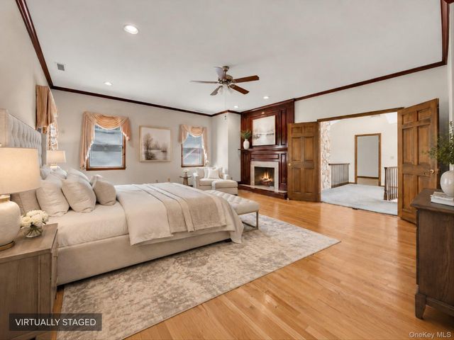 244 Store Hill Road, Old Westbury, NY 11568