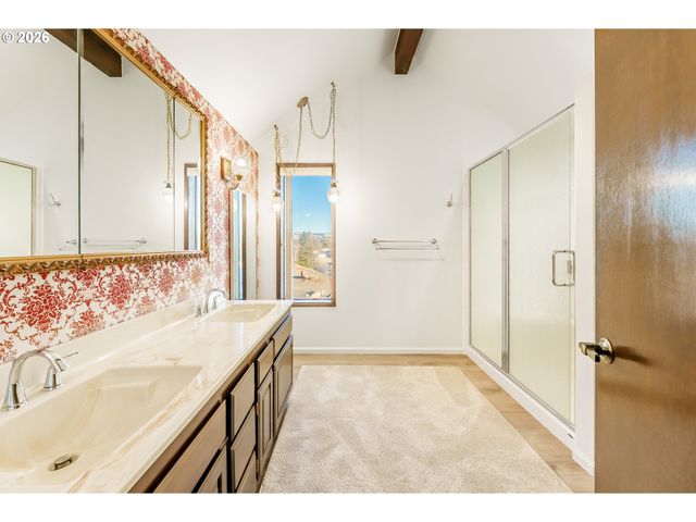3540 Ne KING Pl, Pendleton, OR 97801