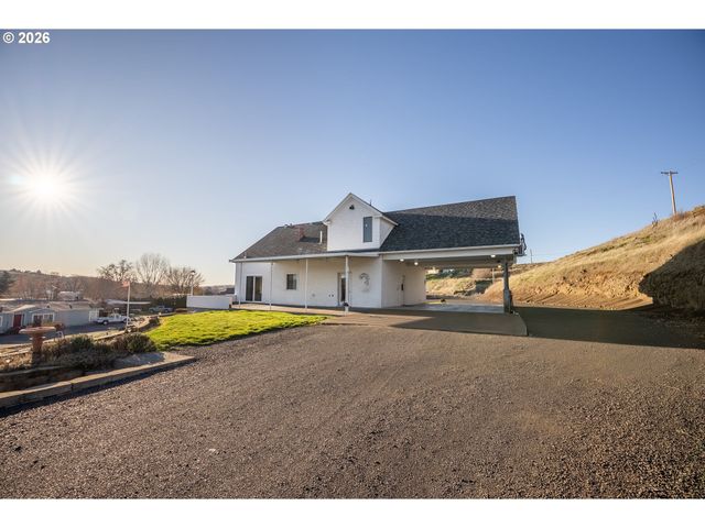 3540 Ne KING Pl, Pendleton, OR 97801
