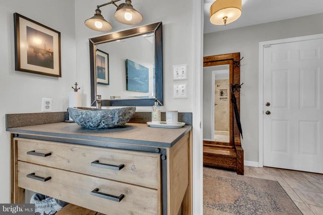 212 DUTCHER RD, Queenstown, MD 21658