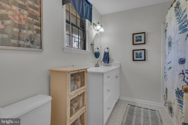 212 DUTCHER RD, Queenstown, MD 21658