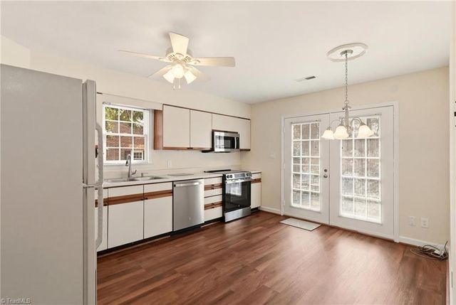 24 Brownstone Lane, Greensboro, NC 27410