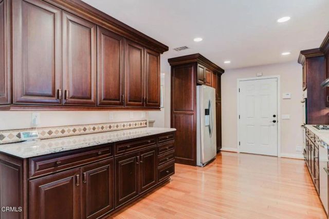 3911 Park Vista Place, La Crescenta, CA 91214
