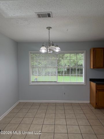 567 Shannon Drive, D'iberville, MS 39540