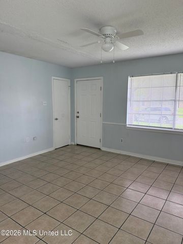 567 Shannon Drive, D'iberville, MS 39540