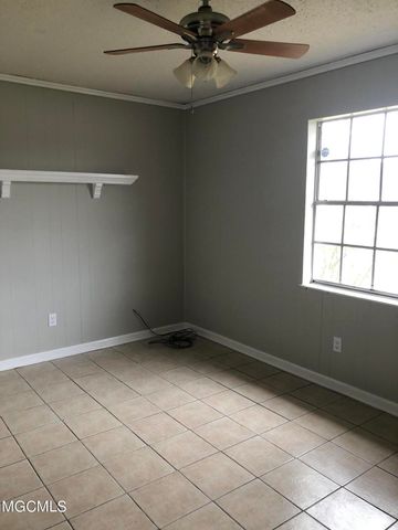 567 Shannon Drive, D'iberville, MS 39540
