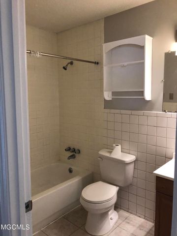 567 Shannon Drive, D'iberville, MS 39540