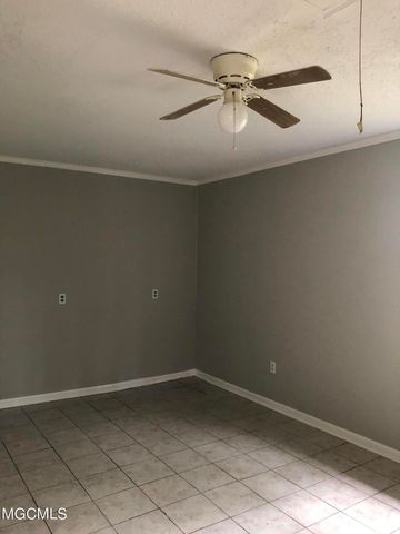 567 Shannon Drive, D'iberville, MS 39540