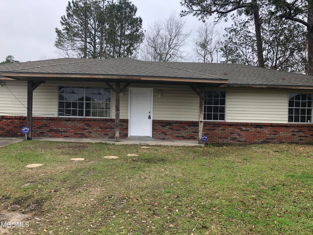 567 Shannon Drive, D'iberville, MS 39540