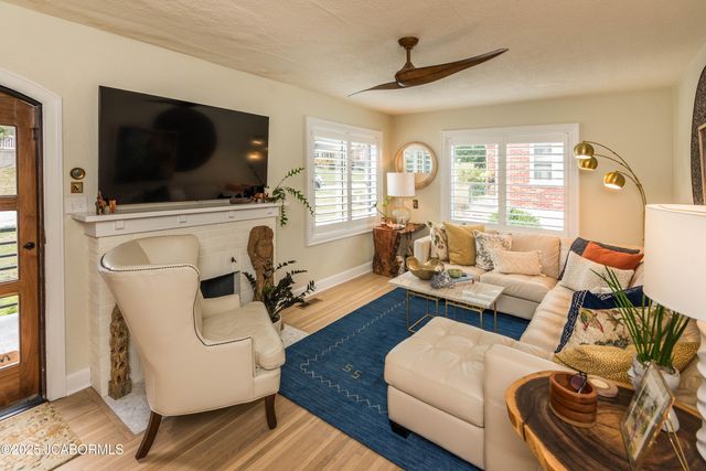 130 LAVINIA STREET, Jefferson City, MO 65109