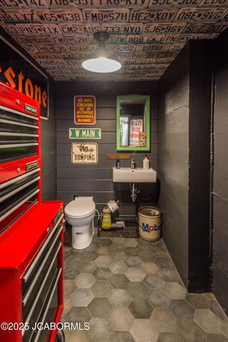 130 LAVINIA STREET, Jefferson City, MO 65109