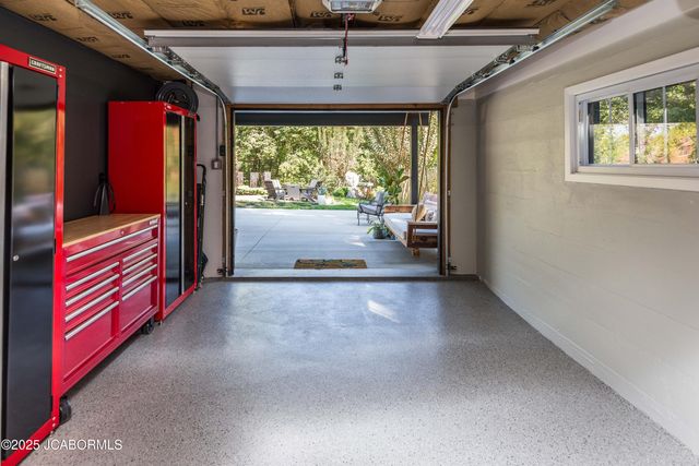 130 LAVINIA STREET, Jefferson City, MO 65109