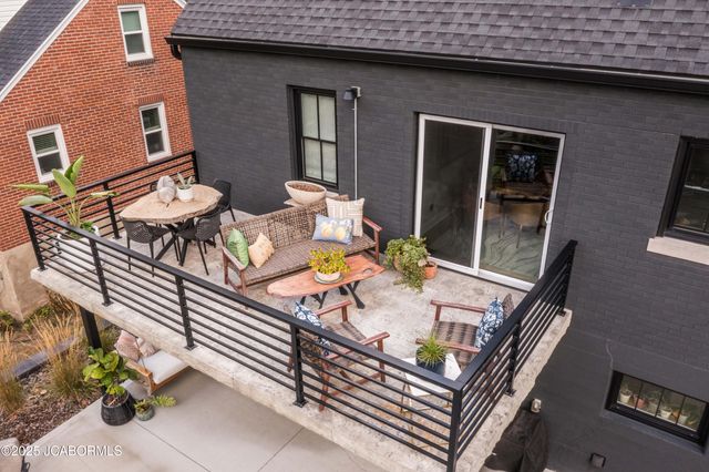 130 LAVINIA STREET, Jefferson City, MO 65109