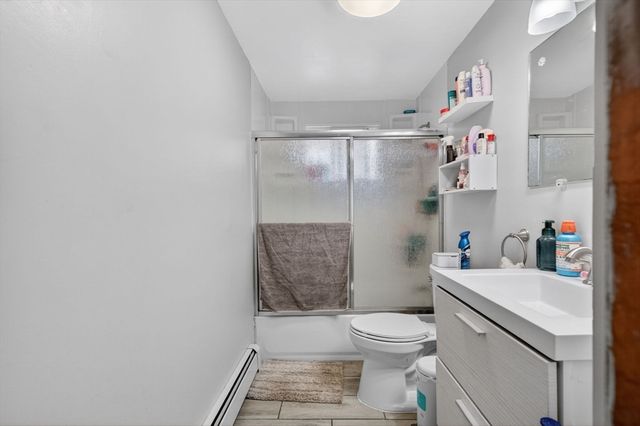 34 E 6th St, Lowell, MA 01850