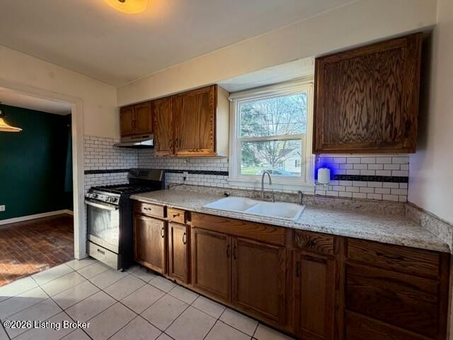 301 S Center St, Bardstown, KY 40004