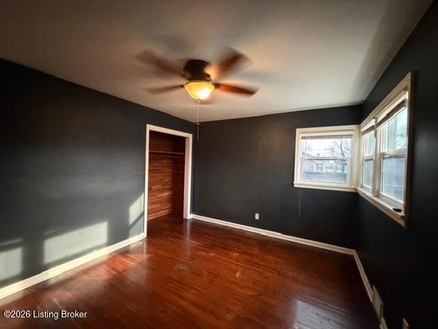 301 S Center St, Bardstown, KY 40004