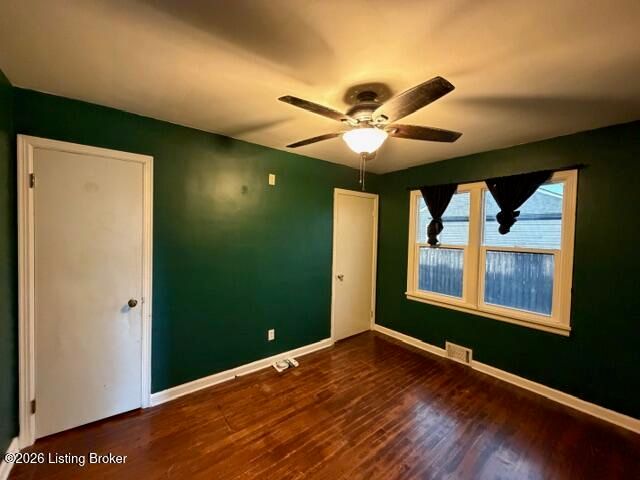 301 S Center St, Bardstown, KY 40004
