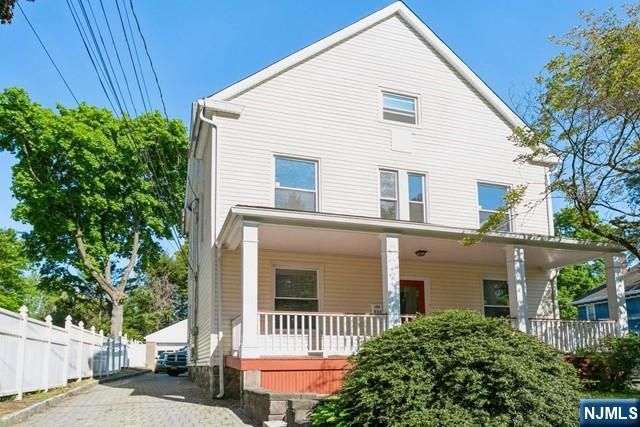 332 Closter Dock Road 1, Closter, NJ 07624