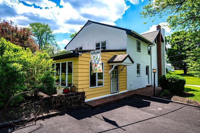 1046 S TRAPPE, Collegeville, PA 19426