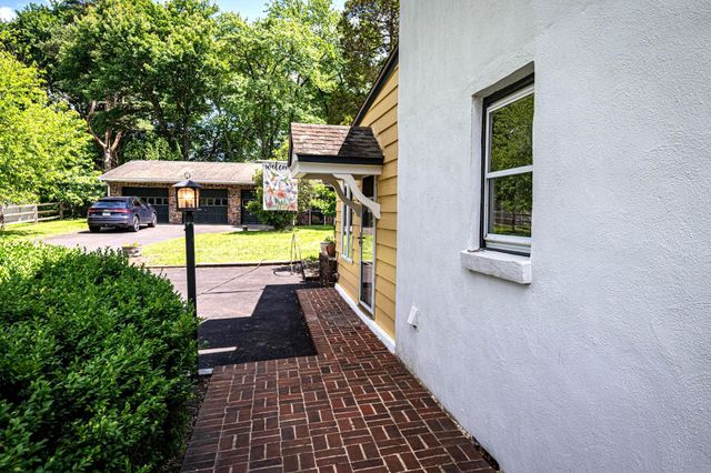 1046 S TRAPPE, Collegeville, PA 19426