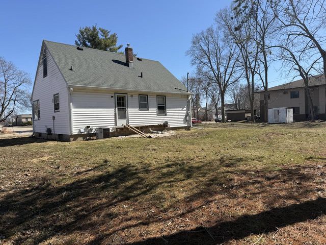 307 Walnut STREET N, La Crescent, MN 55947