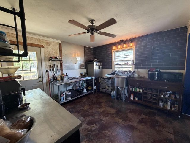 307 Walnut STREET N, La Crescent, MN 55947