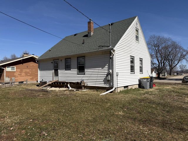 307 Walnut STREET N, La Crescent, MN 55947