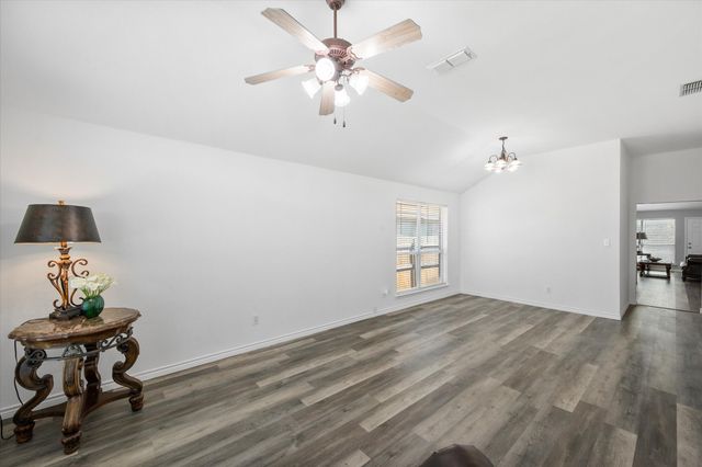 7321 Grass Valley Trail, Fort Worth, TX 76123